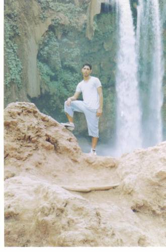 c moi a cascade ozoud