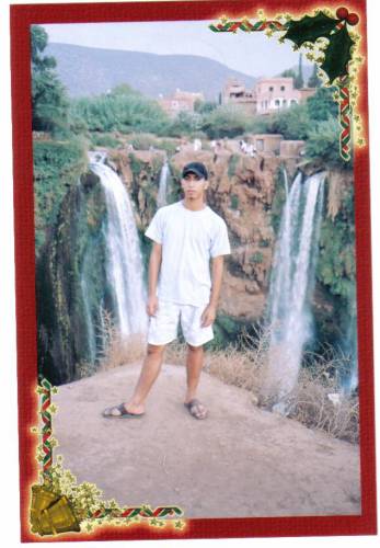 c moi a cascade ozoud