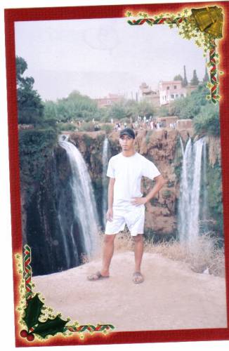 c moi a cascade ozoud
